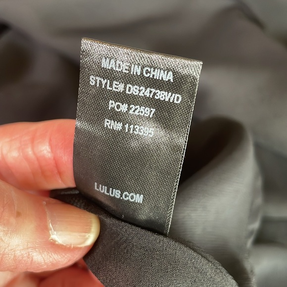 Lulu’s Black Satin Ruffle Hem Party Cocktail Mini Dress Size Small - Picture 17 of 17